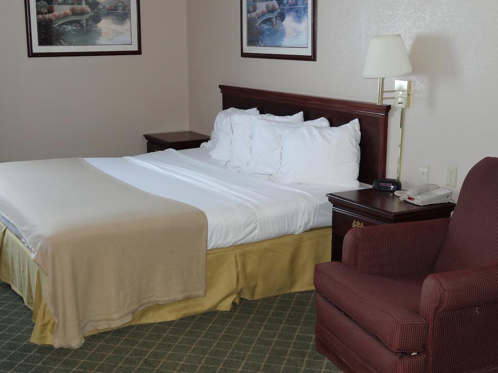Briarwood Inn - Sparta 외부 사진