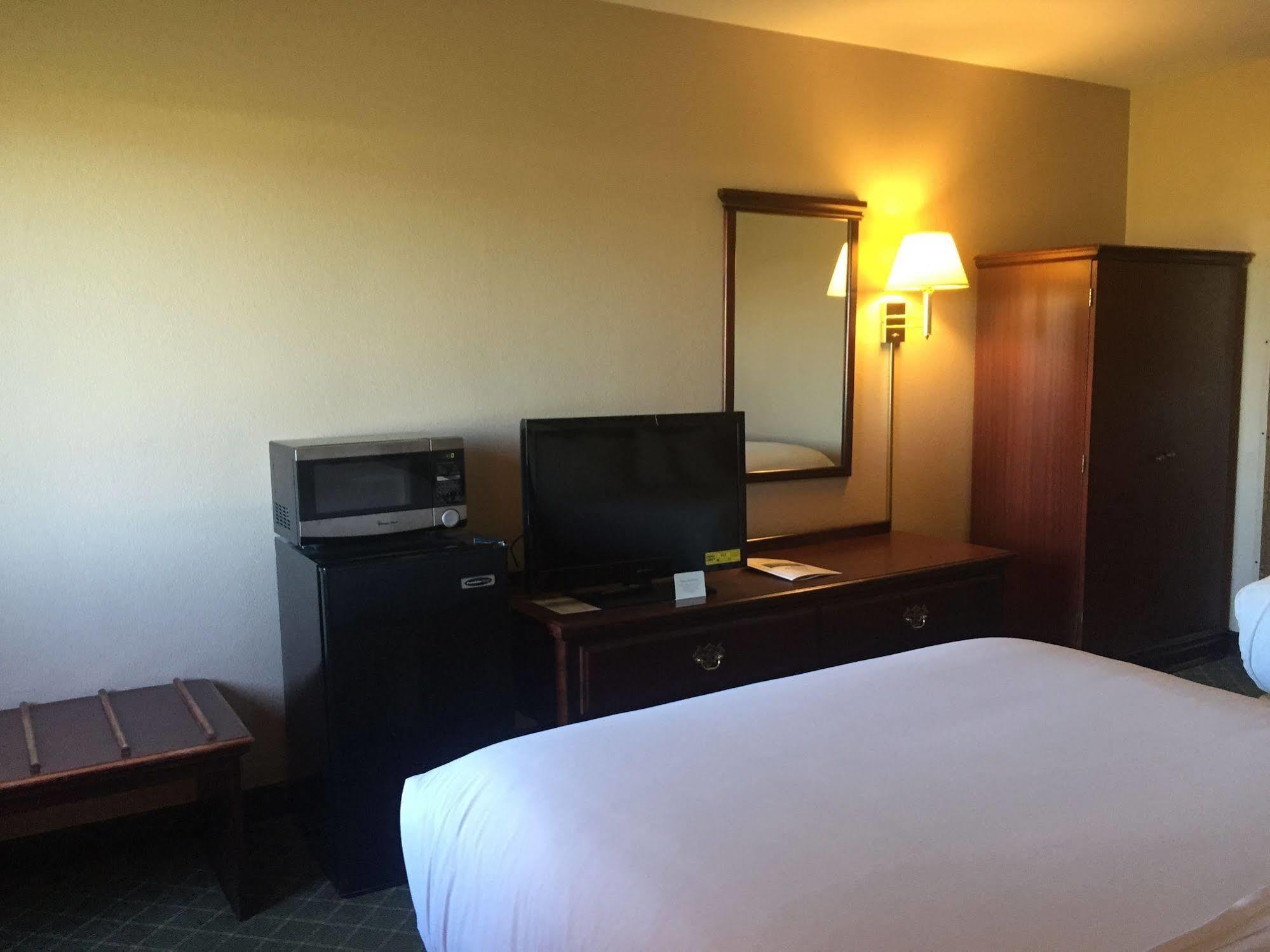 Briarwood Inn - Sparta 외부 사진